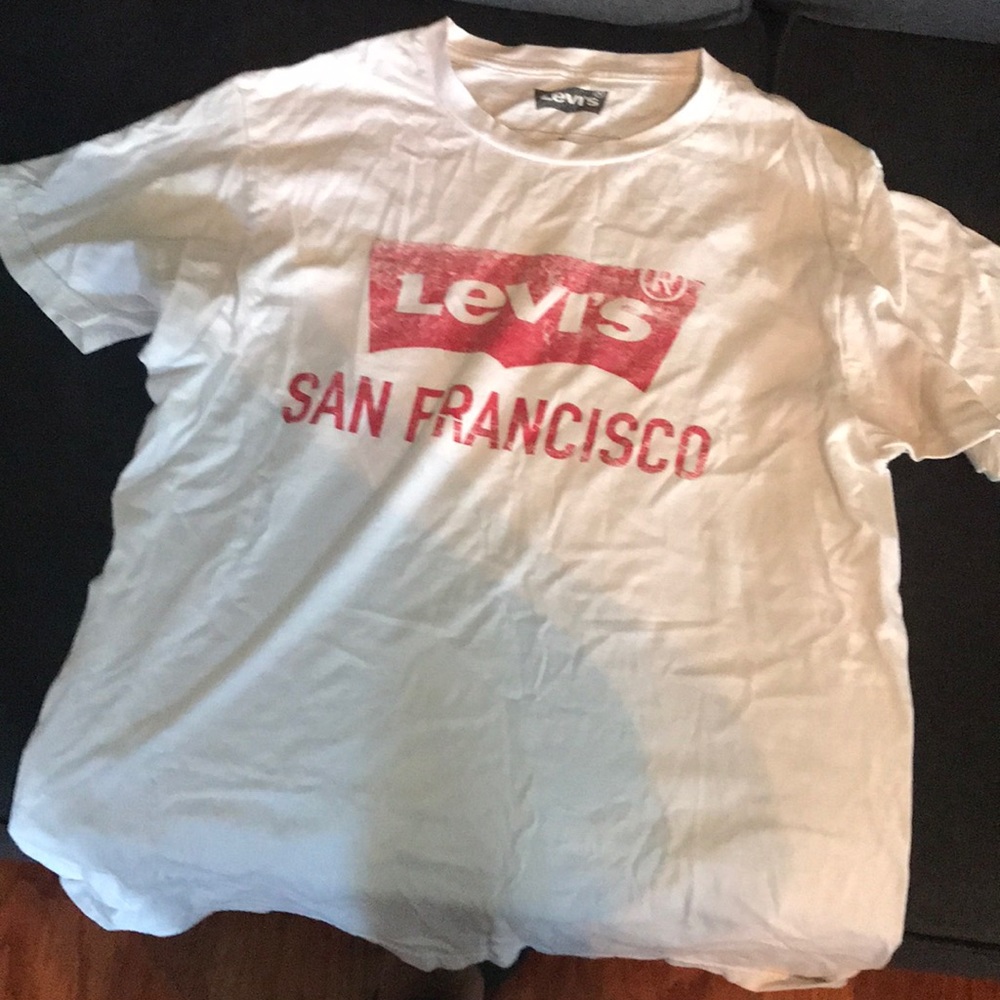 A Levi t shirt